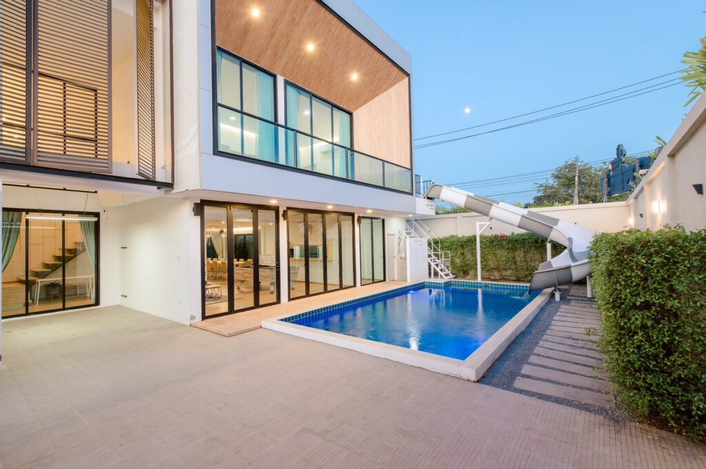 บ้านพัก pool villa พัทยา